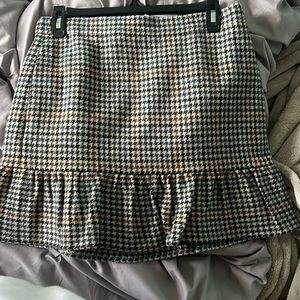 j crew size 6 work skirt!